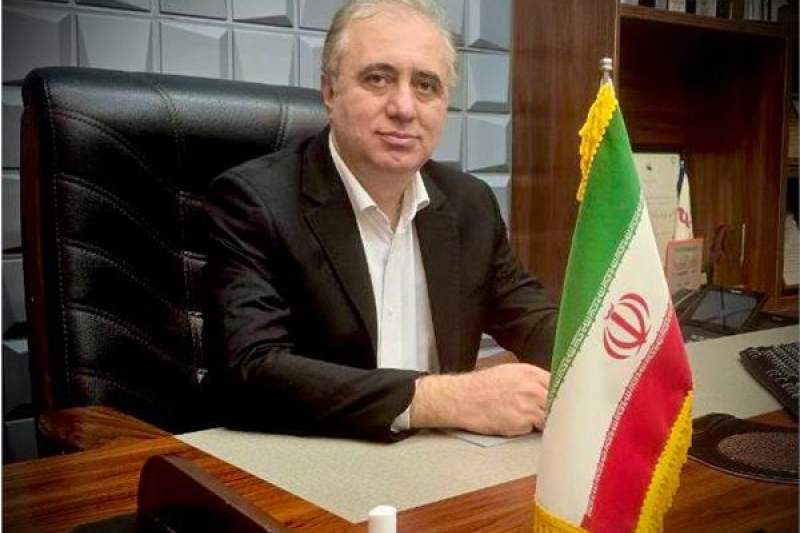 " رادمهر" به  تخت جمشید رسید